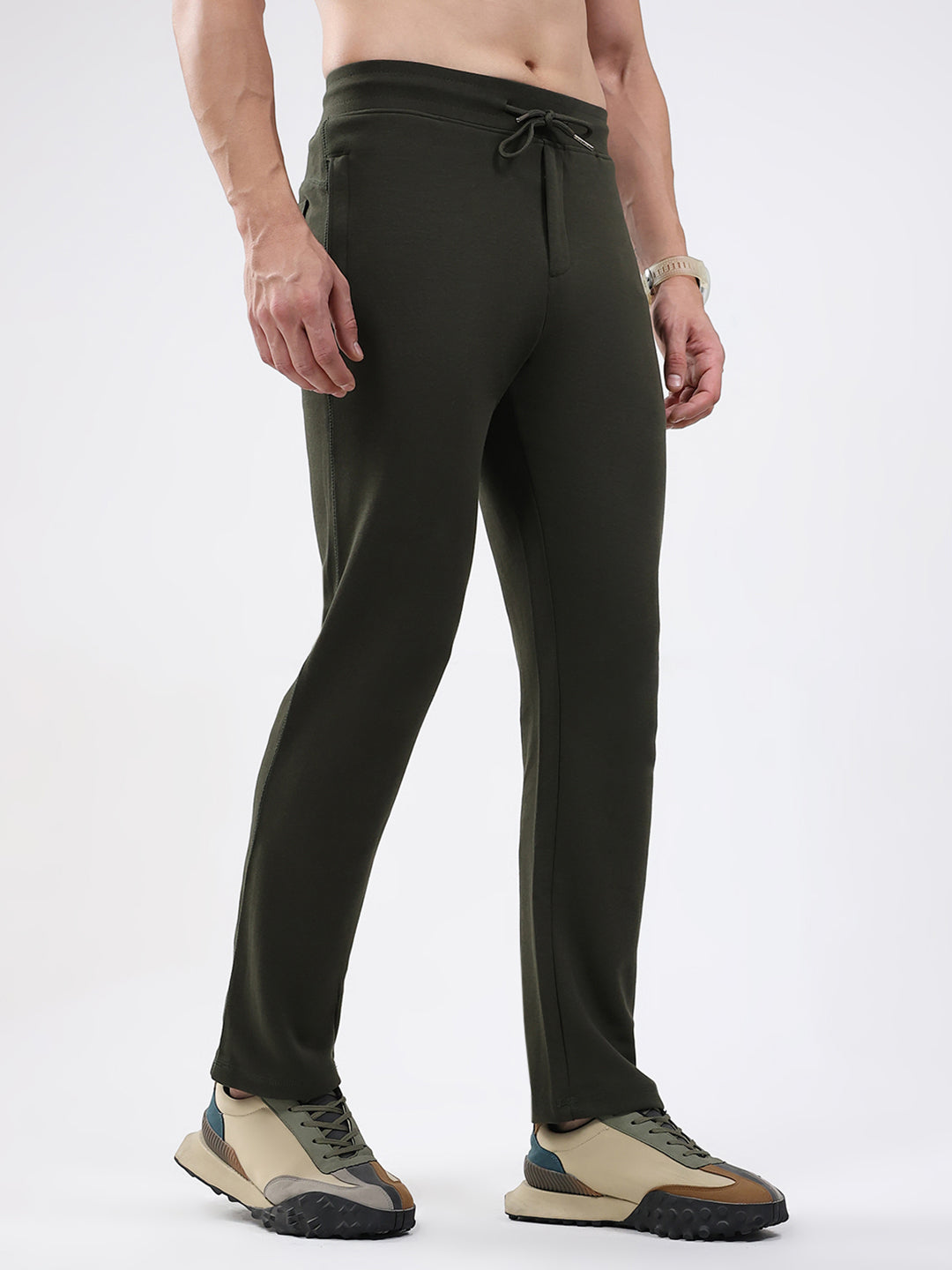 Men Olive Solid Regular Fit Lower