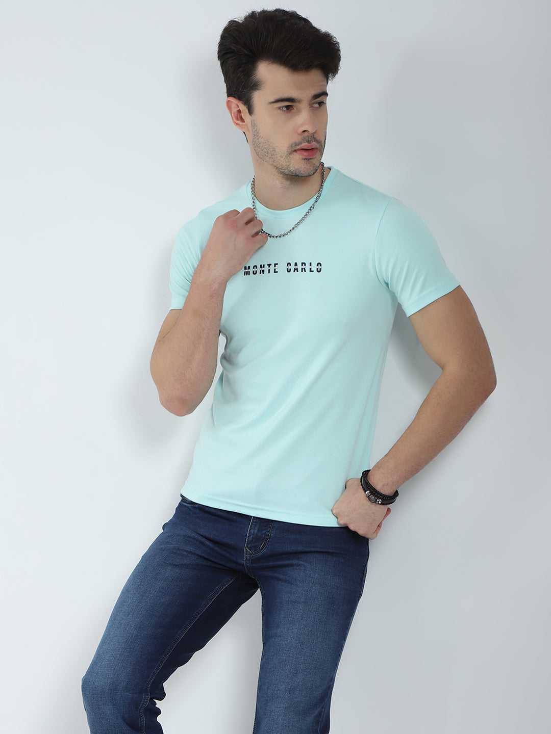 Men Blue Solid Round Neck Half Sleeve T-Shirt
