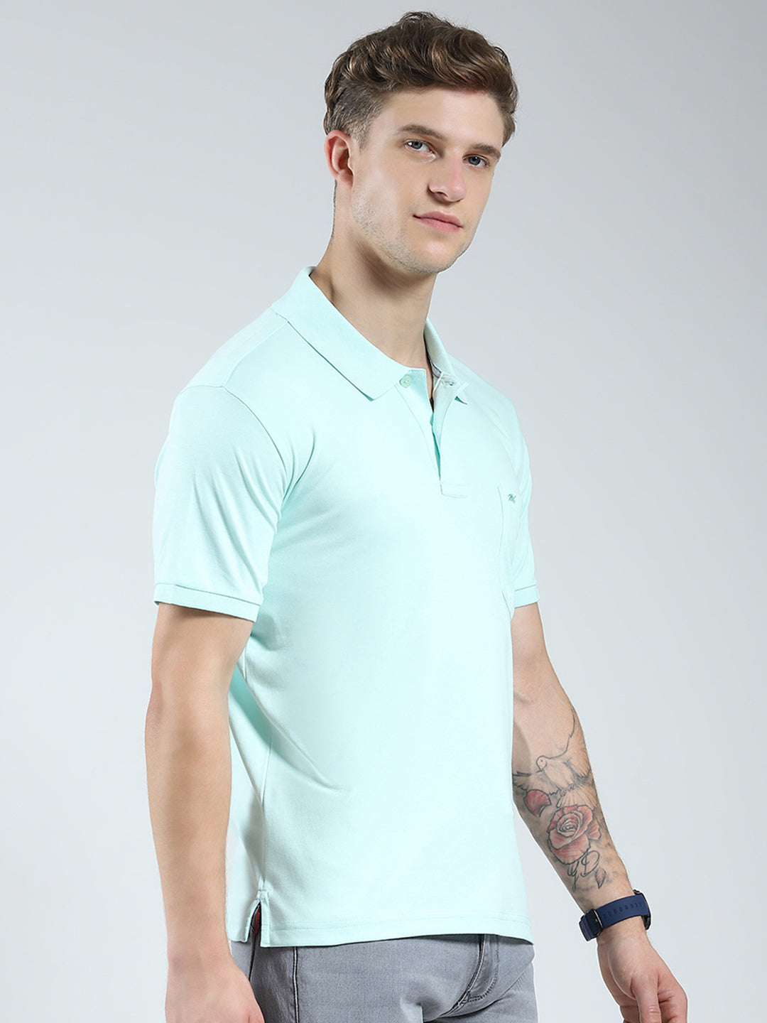 Men Blue Solid Collar Half Sleeve T-Shirt