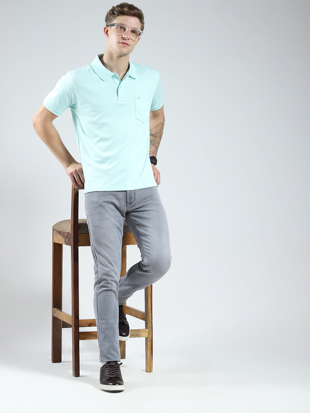 Men Blue Solid Collar Half Sleeve T-Shirt
