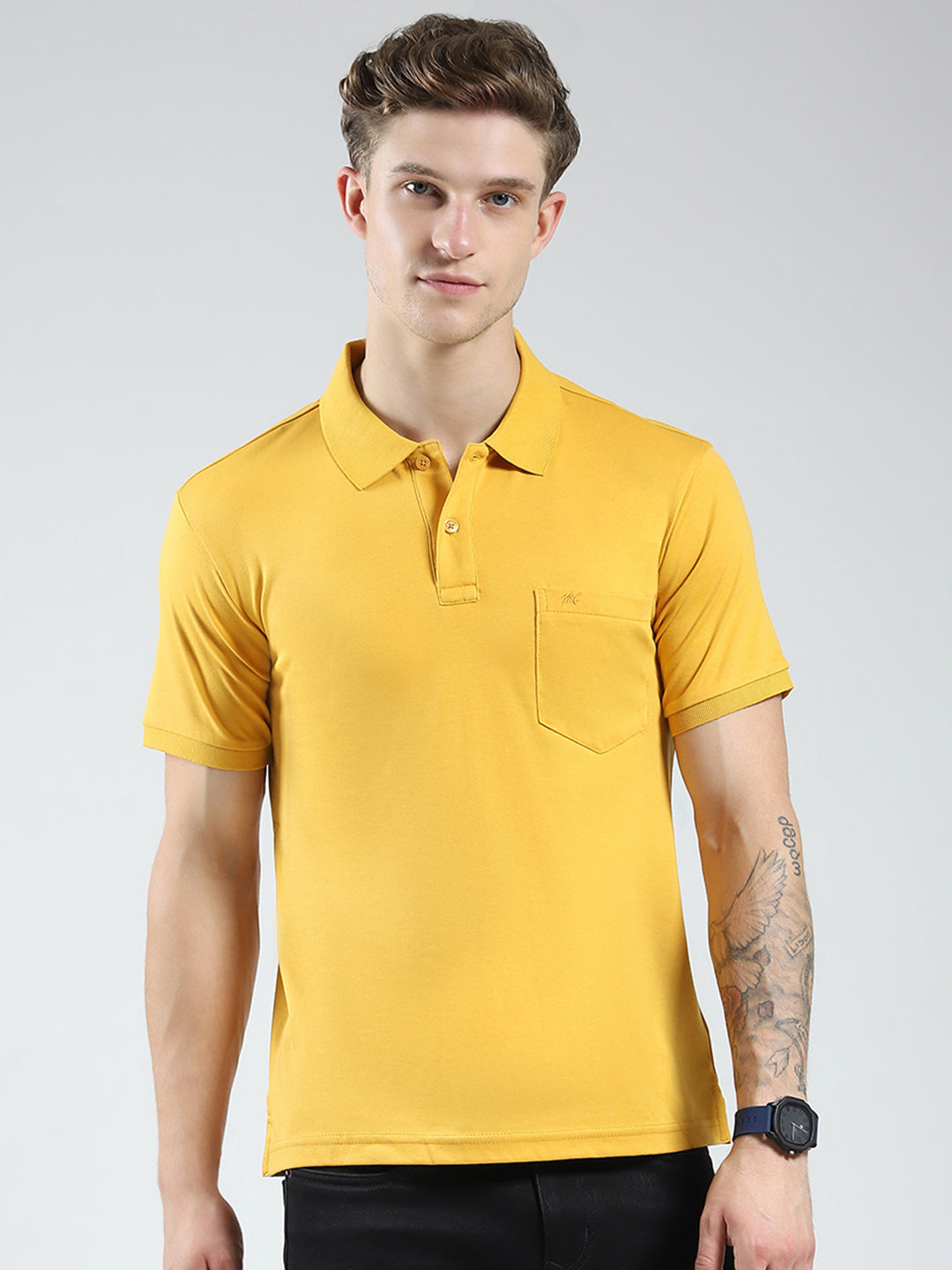 Men Mustard Solid Collar Half Sleeve T-Shirt