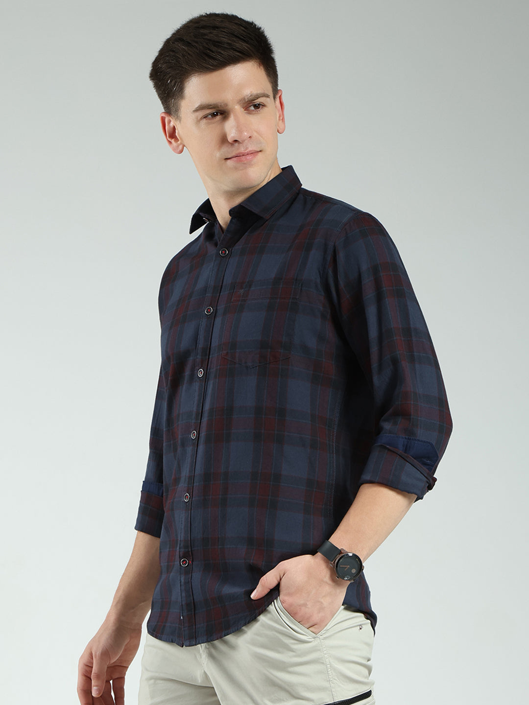 Men Grey Check Collar Full Sleeve Shirt