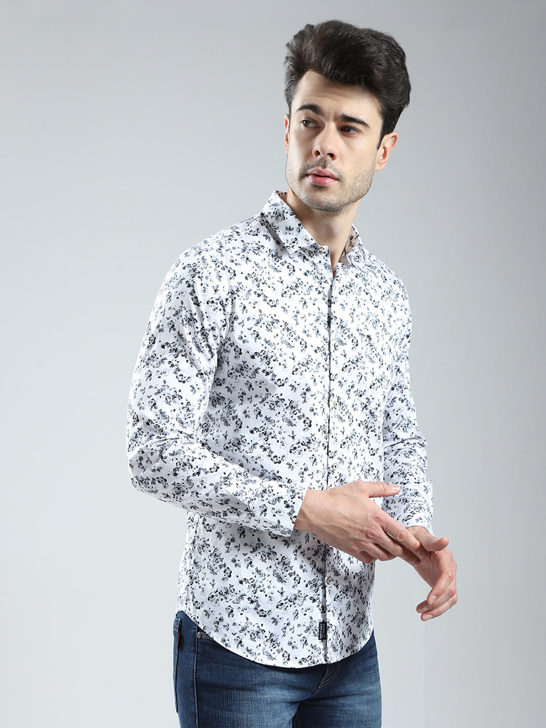 Men White Printed Collar Full Sleeve Shirt