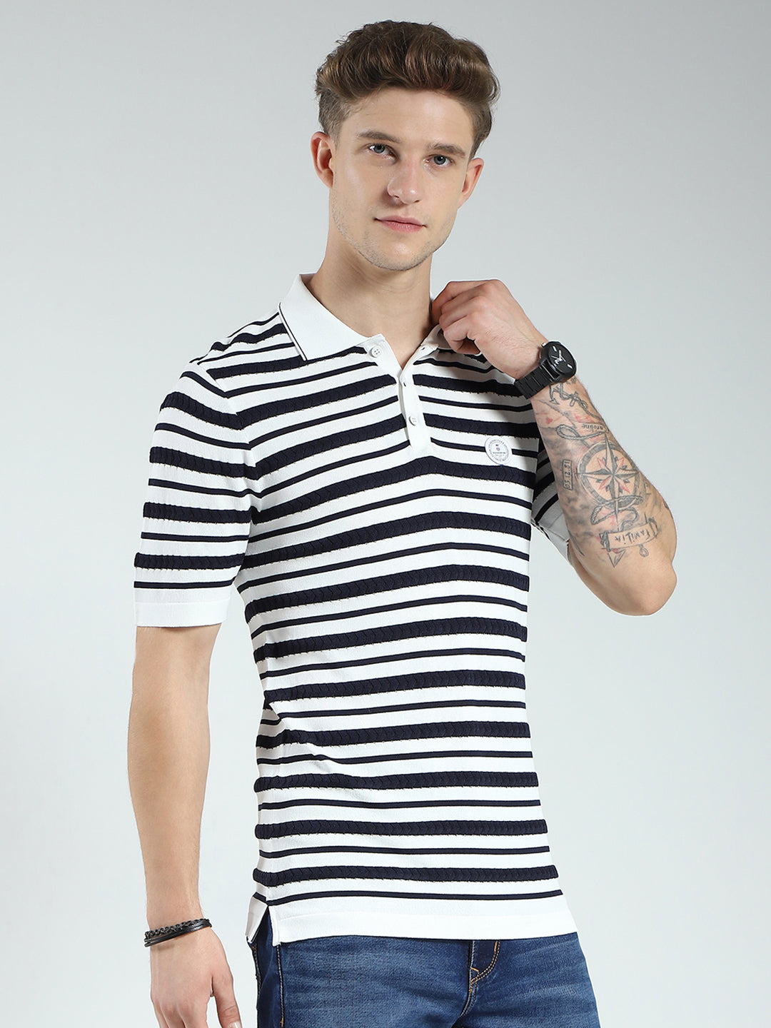 Men White Stripe Collar Half Sleeve T-Shirt