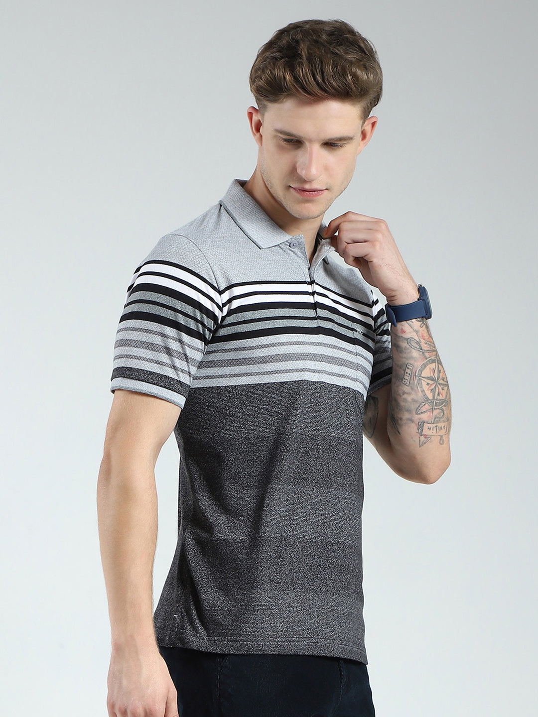 Men Black Stripe Collar Half Sleeve T-Shirt