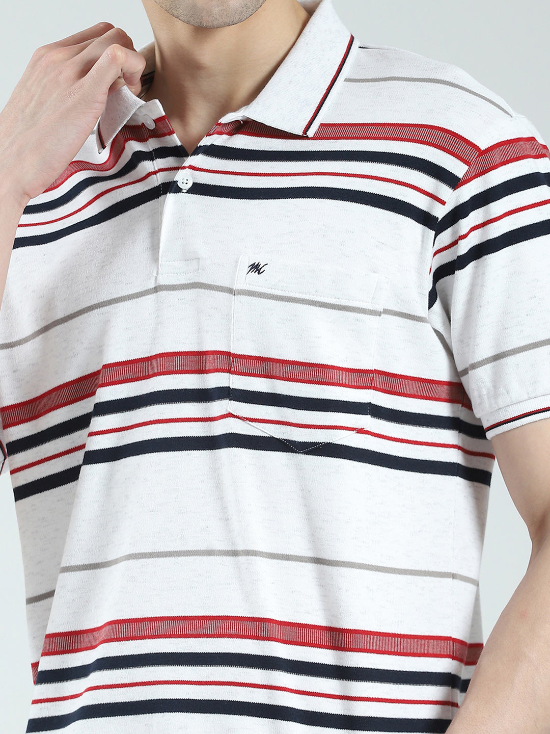 Men White Stripe Collar Half Sleeve T-Shirt