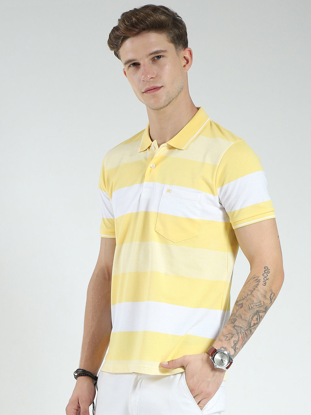 Men Yellow Stripe Collar Half Sleeve T-Shirt