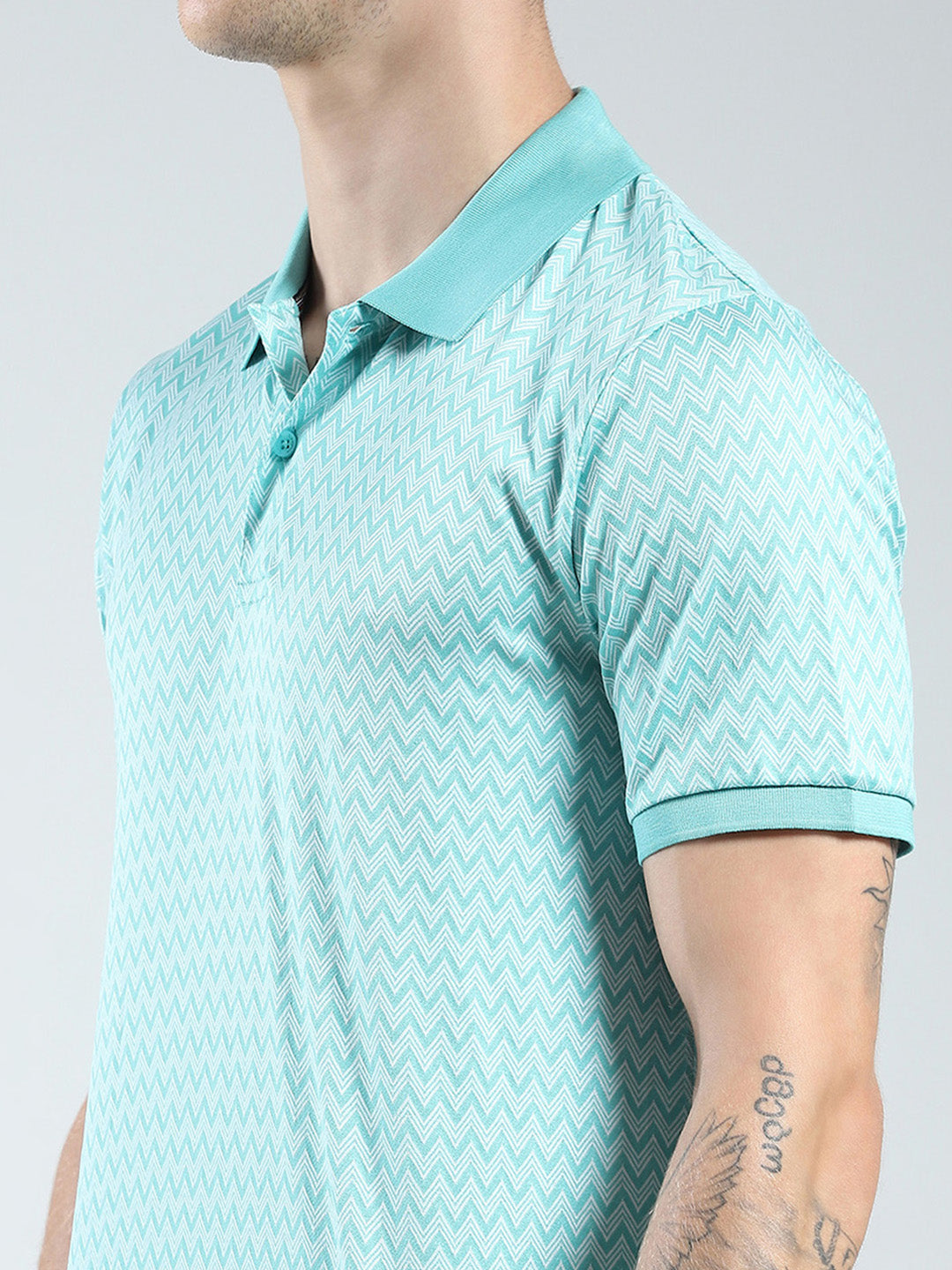 Men Green Printed Collar Half Sleeve T-Shirt