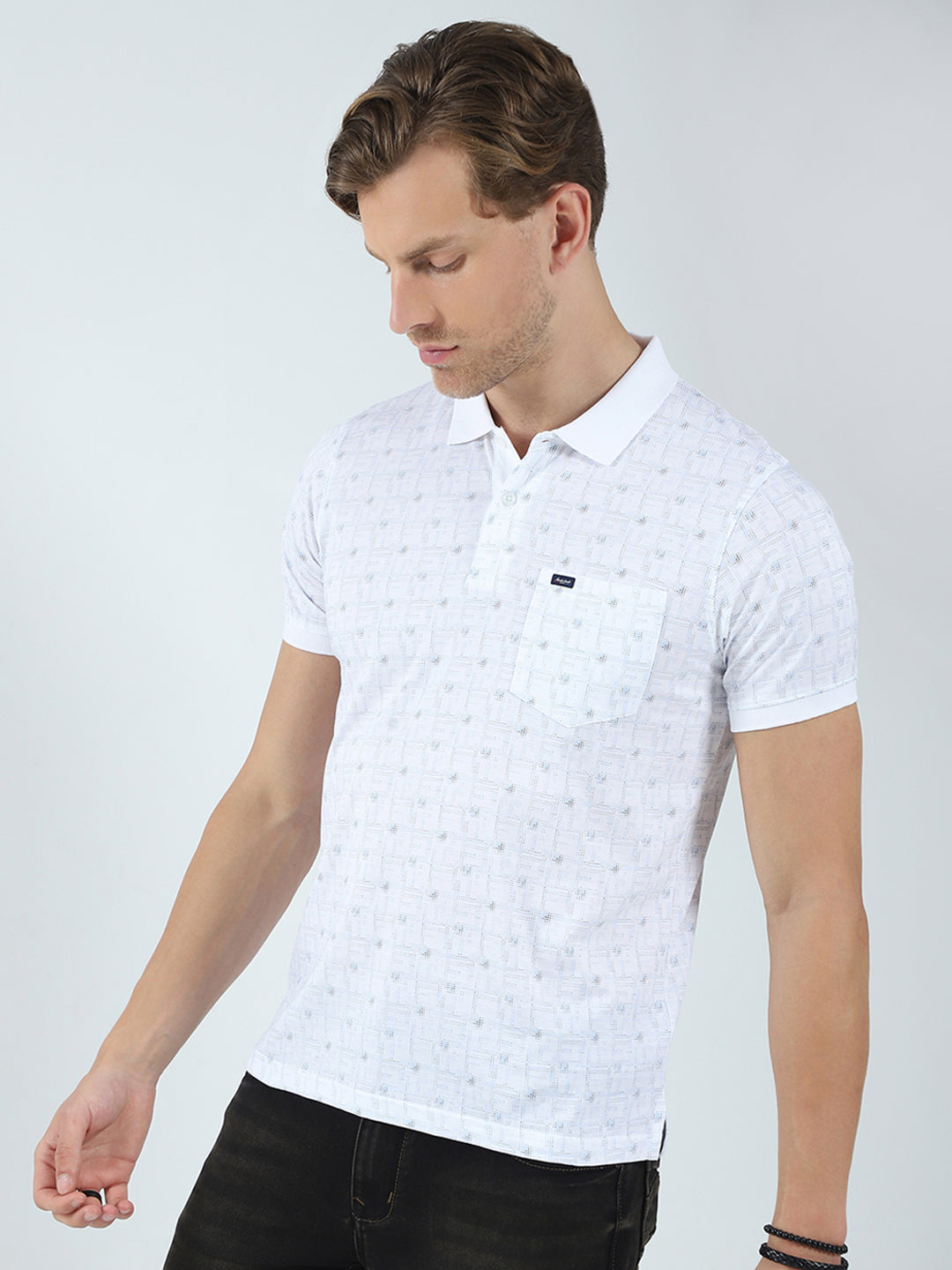 Men White Printed Collar Half Sleeve T-Shirt