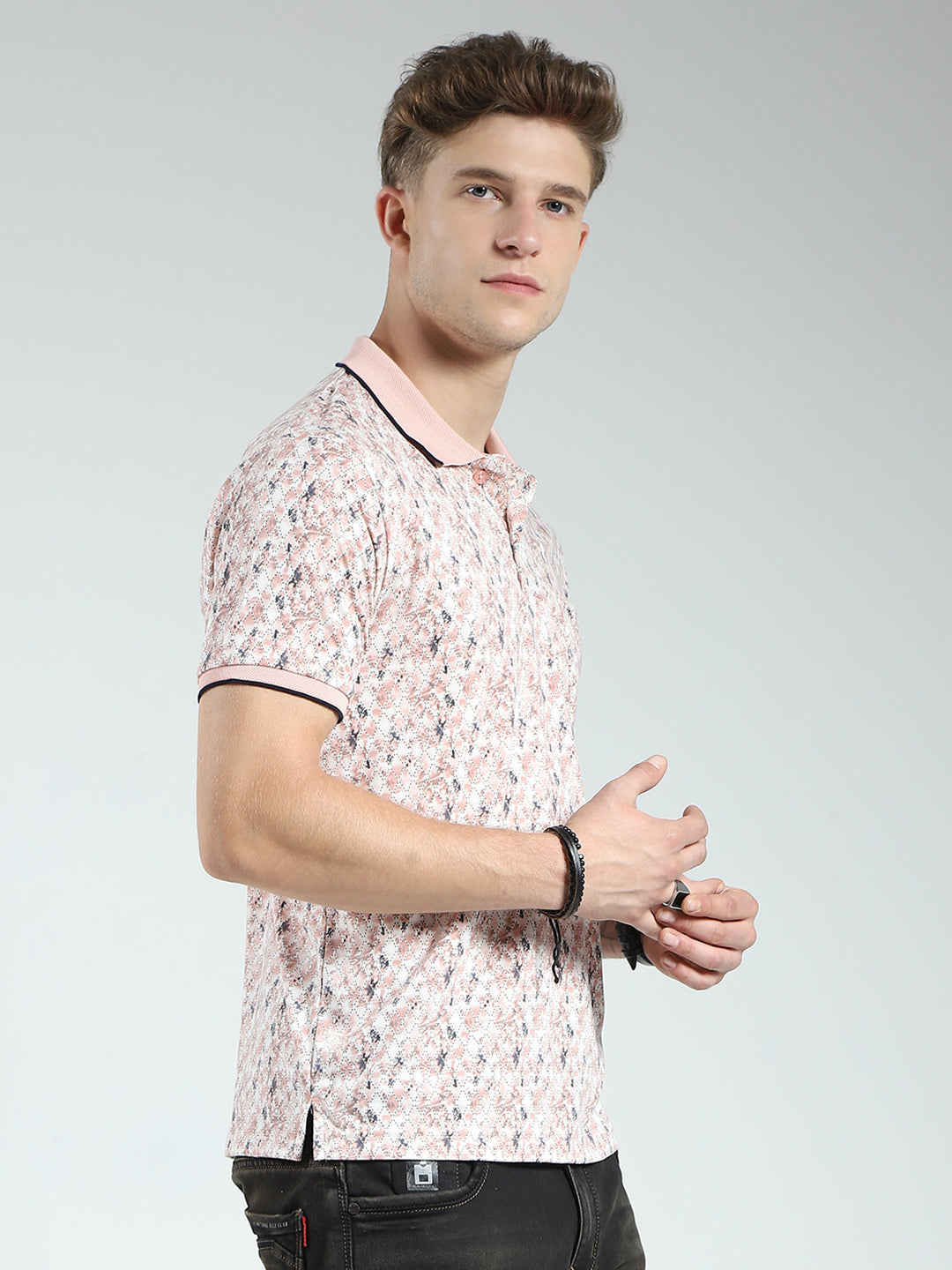 Men Pink Printed Collar Half Sleeve T-Shirt