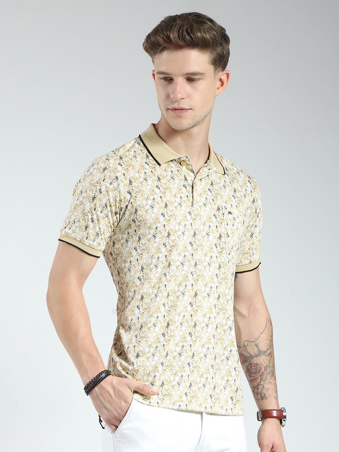Men Yellow Printed Collar Half Sleeve T-Shirt