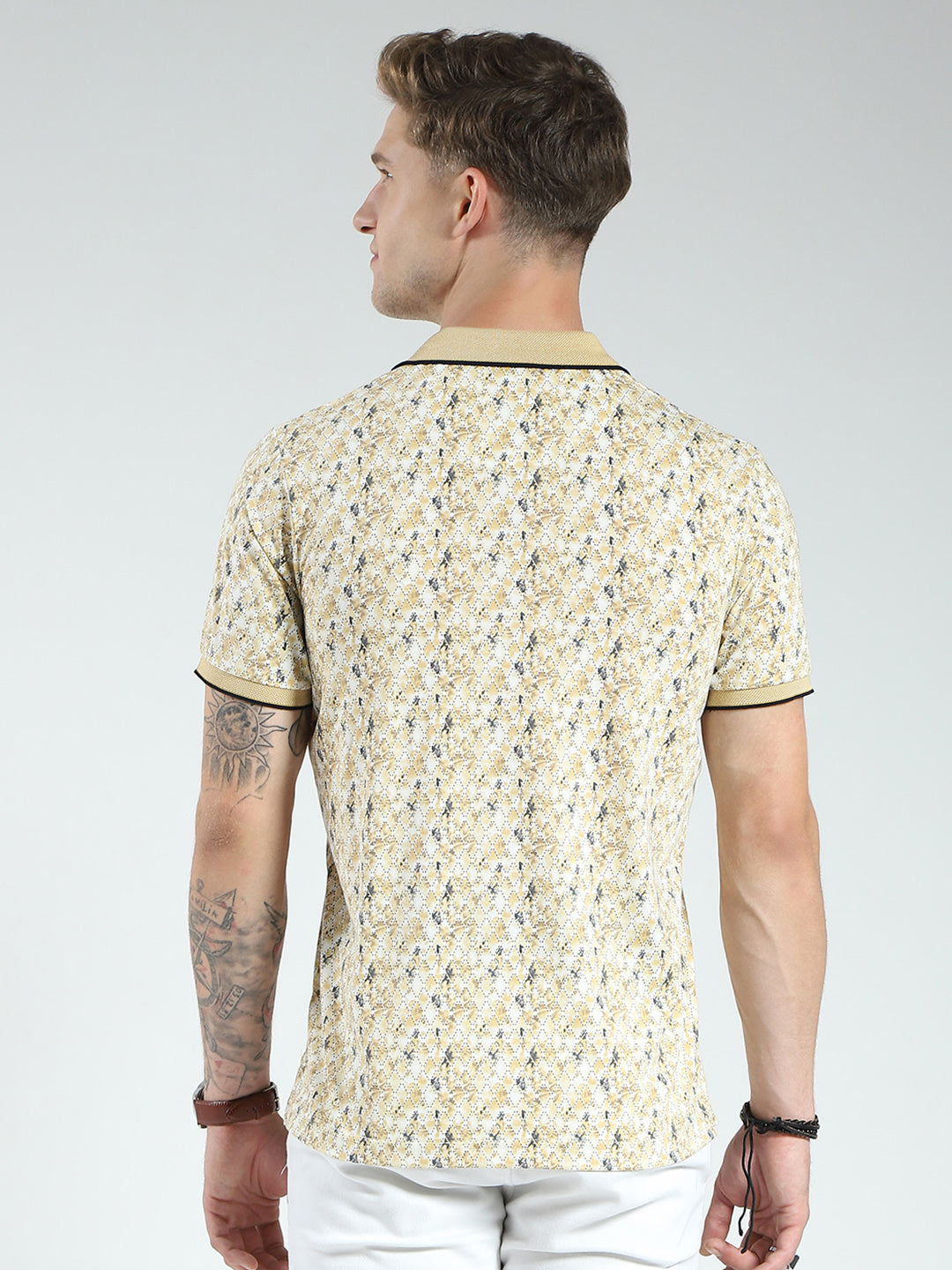Men Yellow Printed Collar Half Sleeve T-Shirt