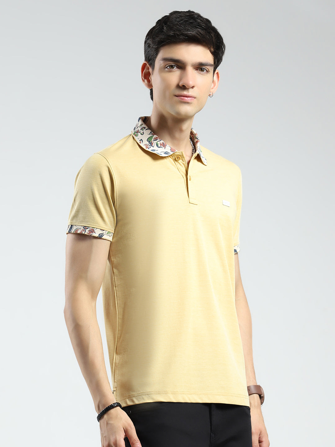 Men Yellow Printed Collar Half Sleeve T-Shirt