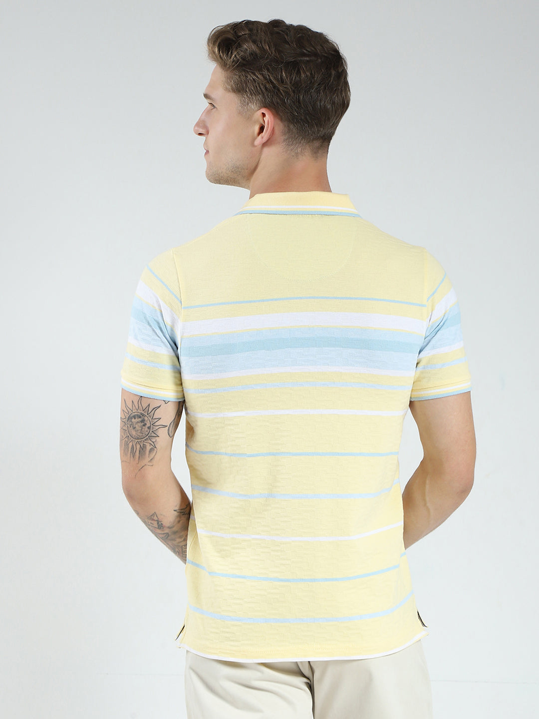 Men Yellow Stripe Collar Half Sleeve T-Shirt