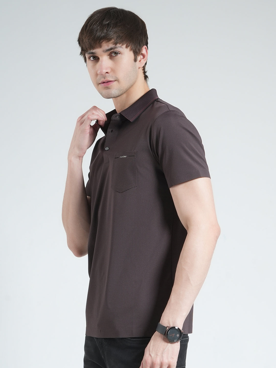 Men Brown Solid Collar Half Sleeve T-Shirt