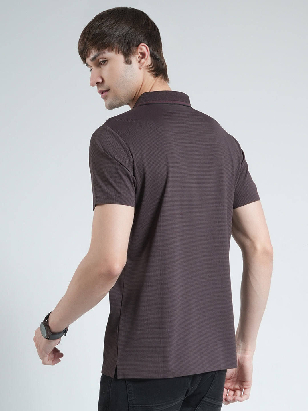 Men Brown Solid Collar Half Sleeve T-Shirt