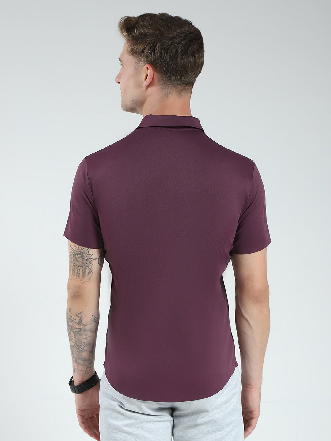 Men Maroon Solid Collar Half Sleeve Shirt