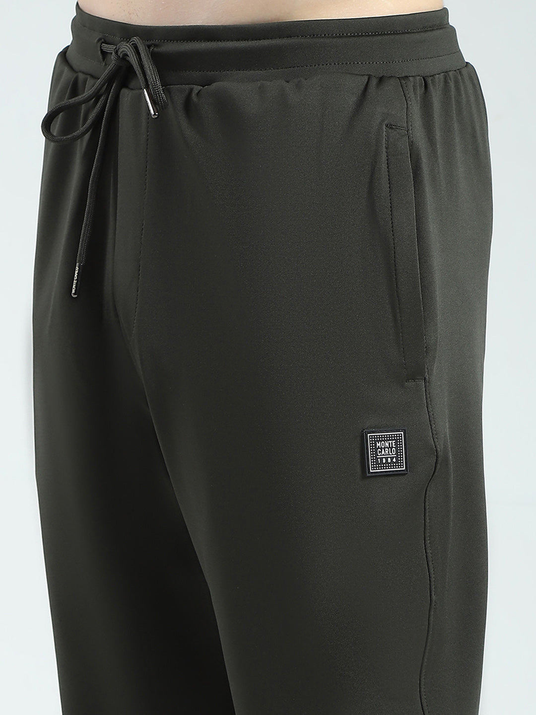 Men Olive Solid Regular Fit Lower