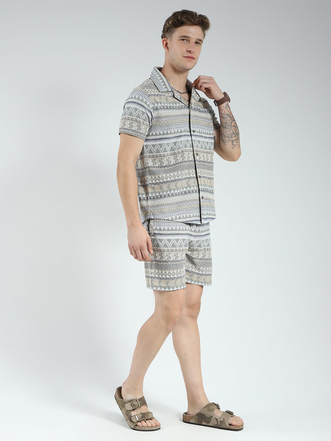 Men Green Printed Collar Half Sleeve Bermuda Set