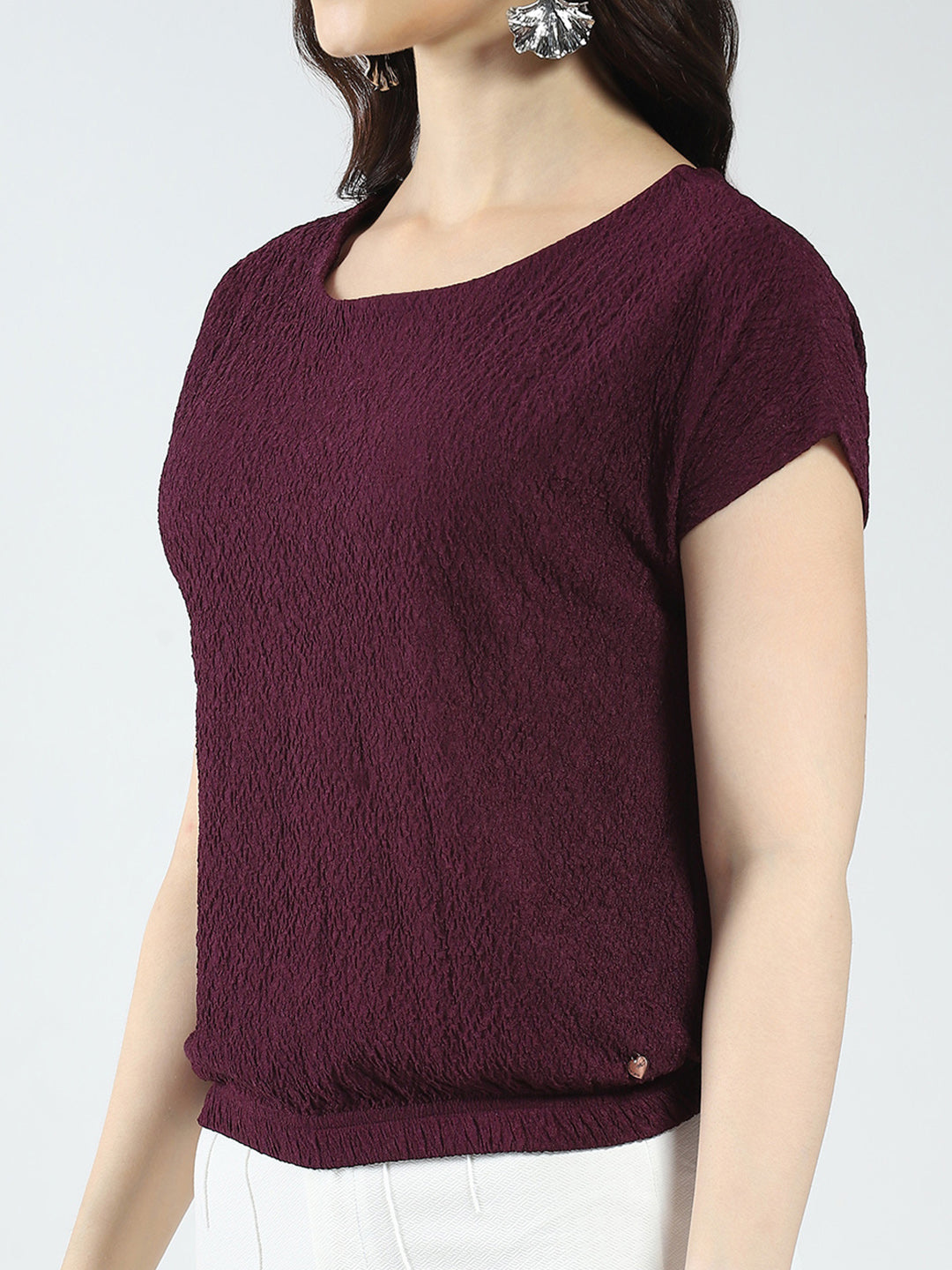 Women Burgundy Solid Round Neck Half Sleeve Top