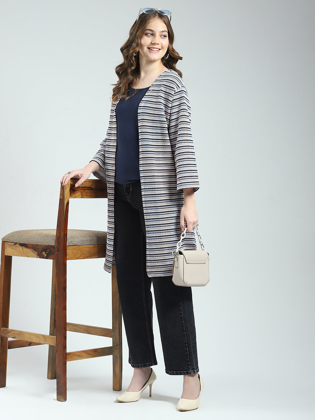 Women Navy Blue Self Design Front Open 3/4th Sleeve Shrug