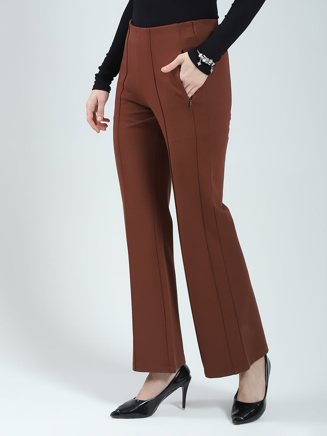 Women Brown Solid Regular Fit Jegging