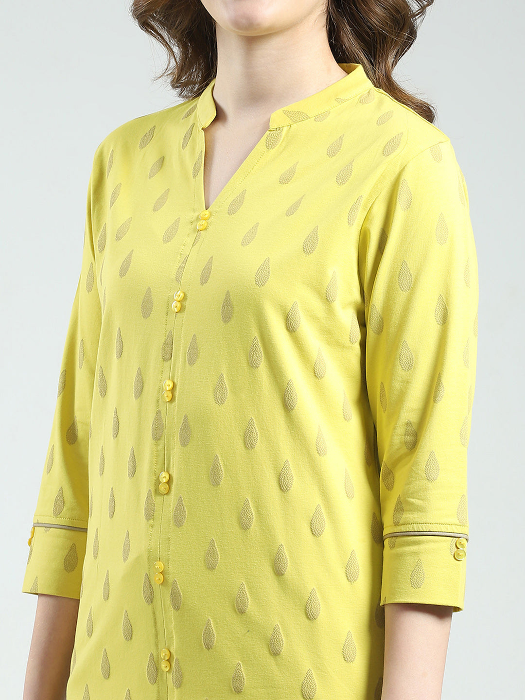 Women Yellow Printed Round Neck 3/4th Sleeve Lower Set
