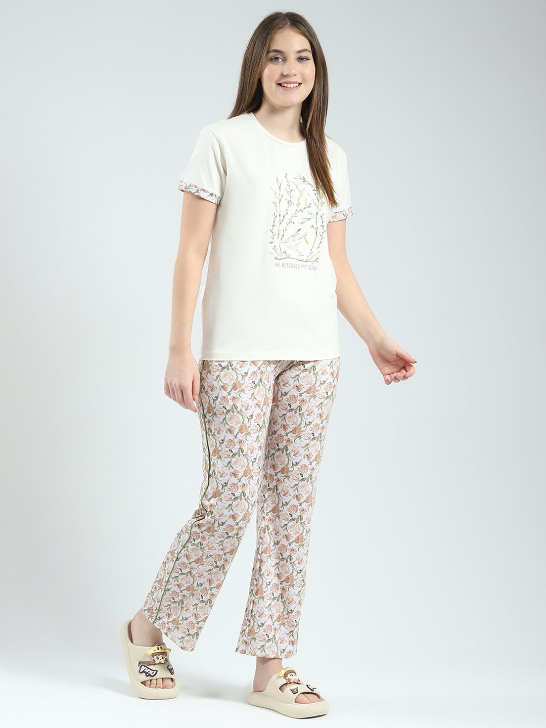 Women Off White Printed Round Neck Half Sleeve Combo 3Pc Set (T-Shirt, Shorts & Lower)