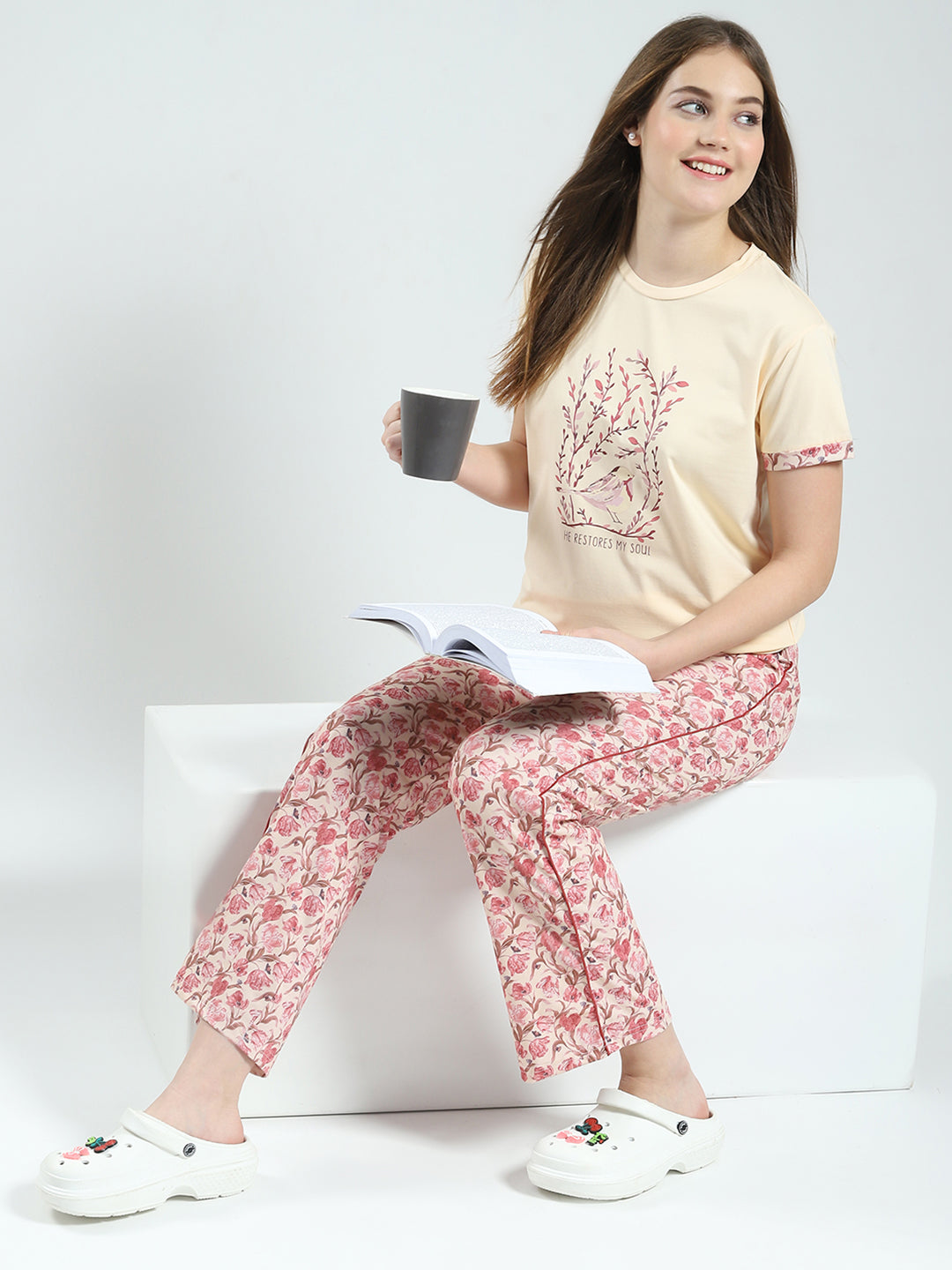 Women Beige Printed Round Neck Half Sleeve Combo 3Pc Set (T-Shirt, Shorts & Lower)