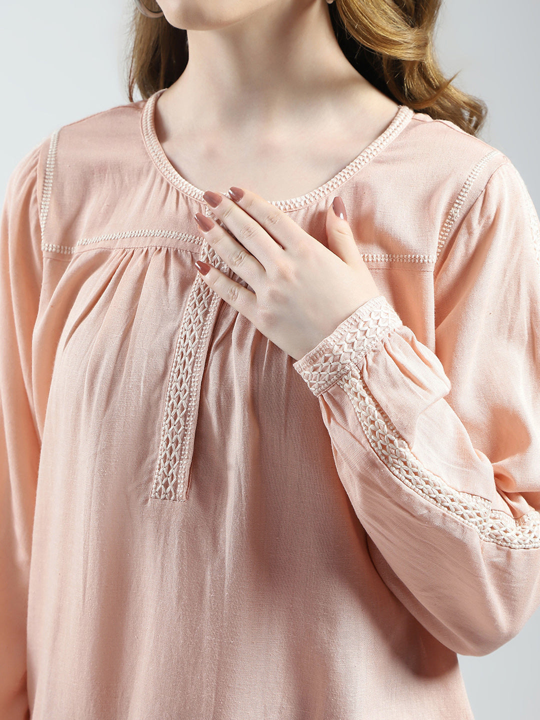 Women Pink Solid Round Neck Full Sleeve Top