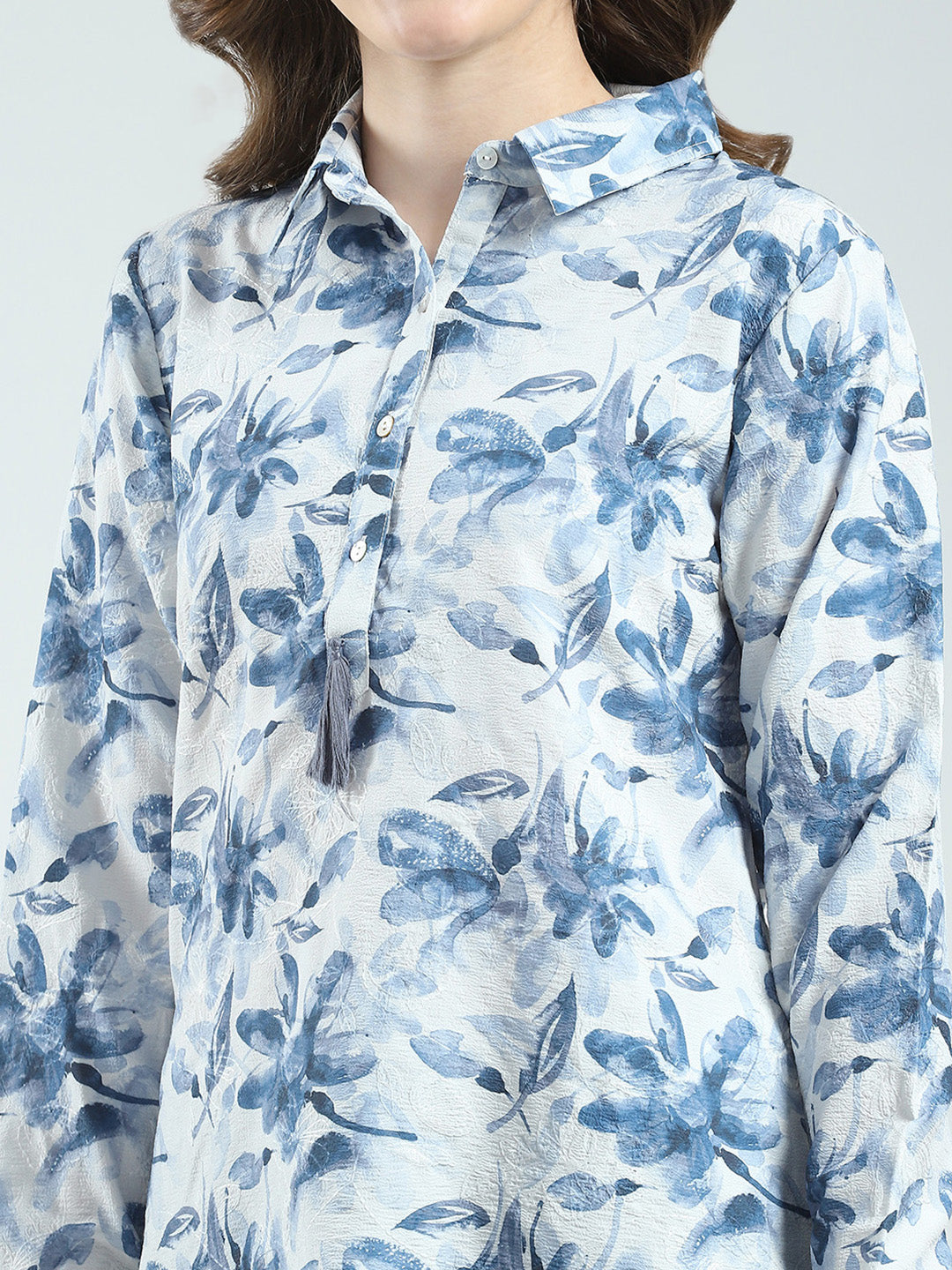 Women Blue Printed Collar Full Sleeve Top