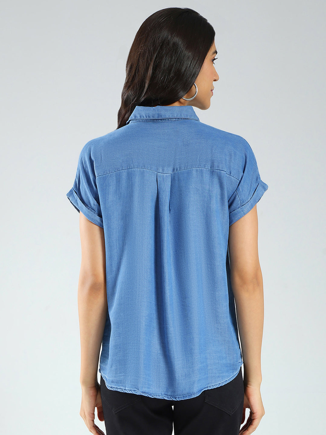 Women Blue Solid Collar Half Sleeve Top