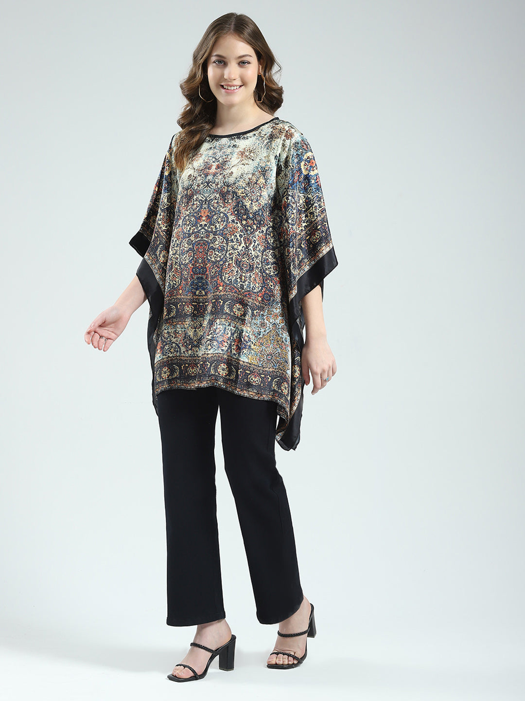 Women Black Printed Round Neck 3/4th Sleeve Poncho