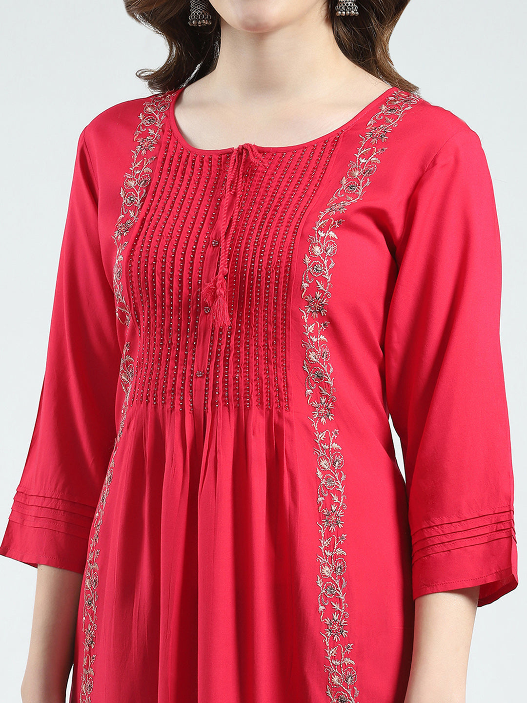 Women Magenta Embroidered Round Neck 3/4th Sleeve Kurti
