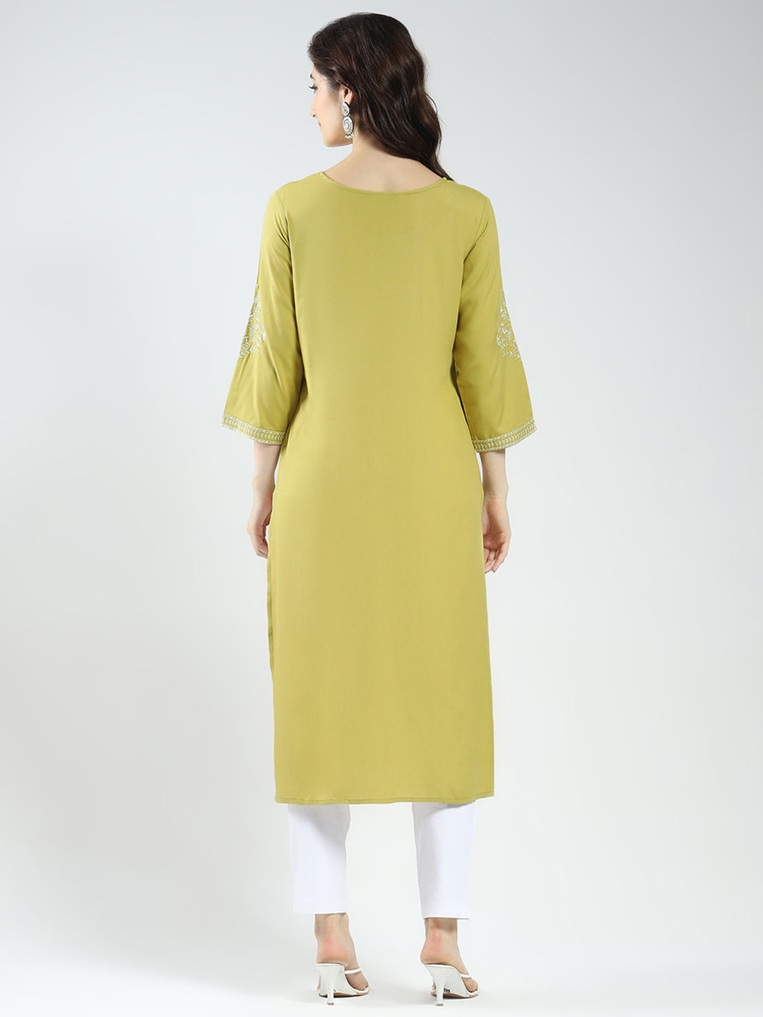 Women Green Self Design Round Neck 3/4th Sleeve Kurti