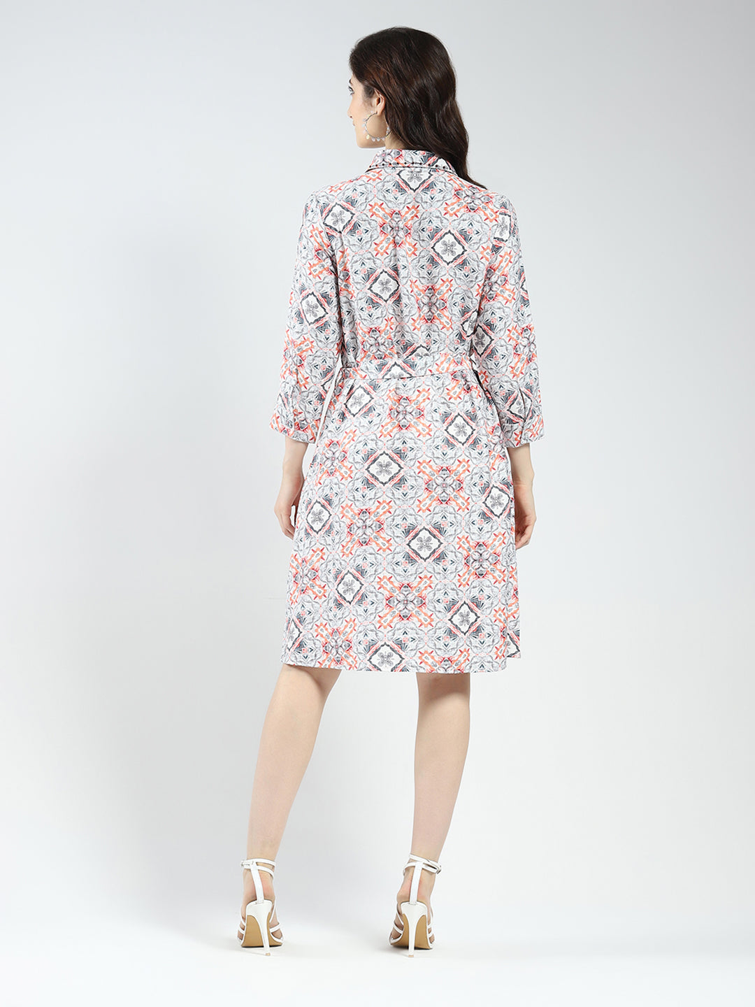 Women Grey Printed Collar 3/4th Sleeve Tunic