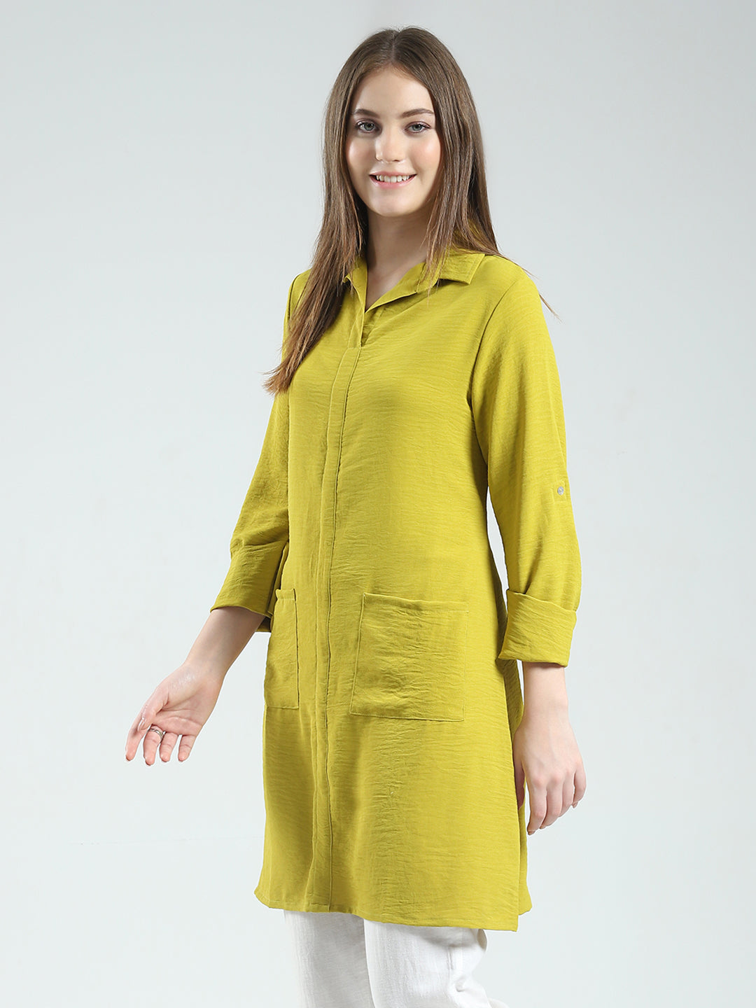 Women Mustard Solid Collar 3/4th Sleeve Tunic