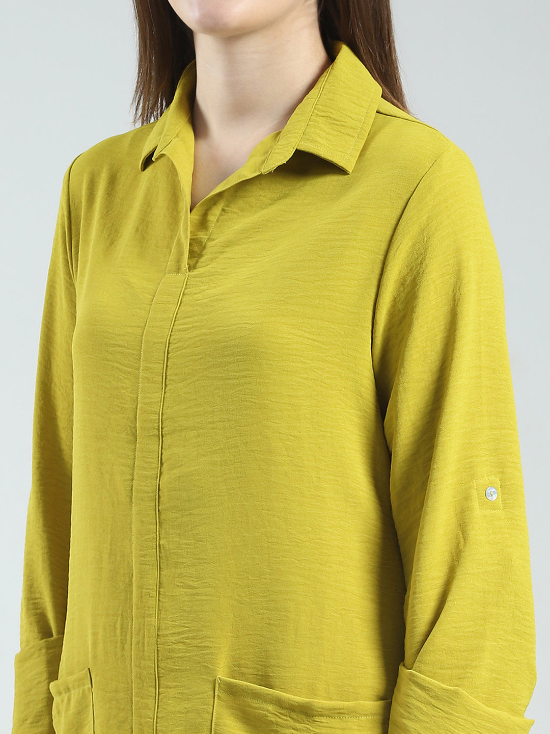 Women Mustard Solid Collar 3/4th Sleeve Tunic