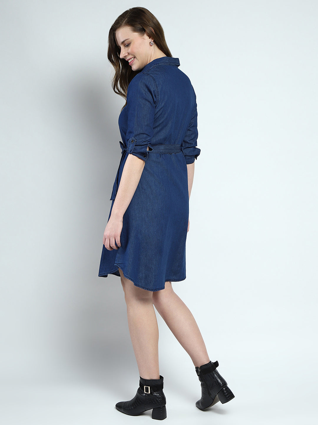 Women Blue Solid Collar 3/4th Sleeve Tunic