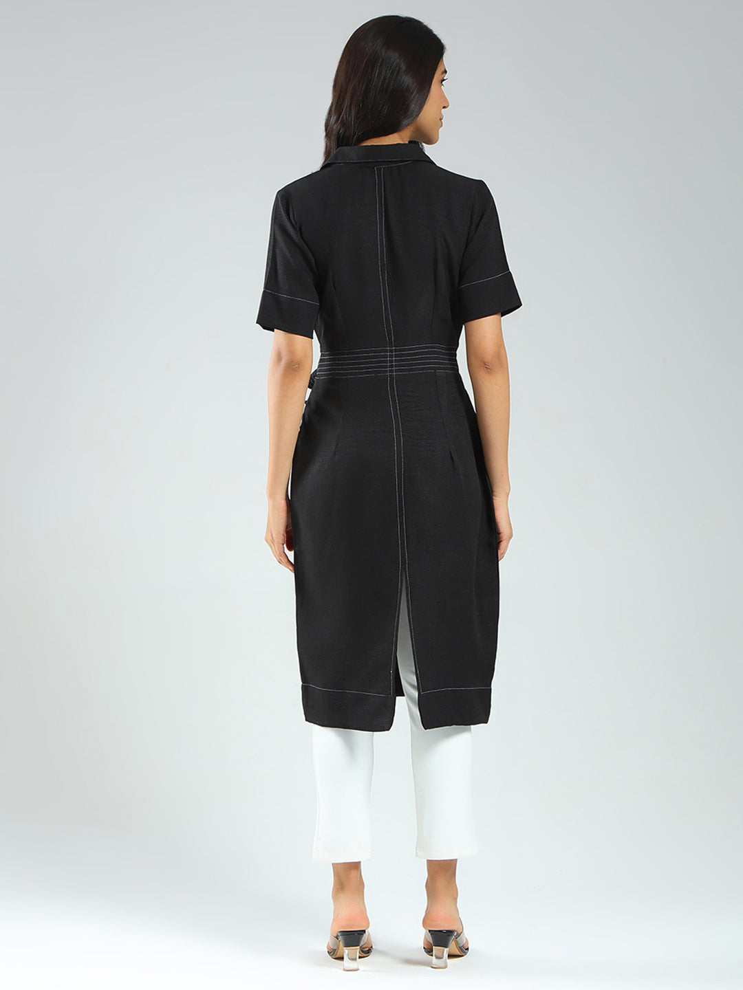 Women Black Solid Collar Half Sleeve Tunic