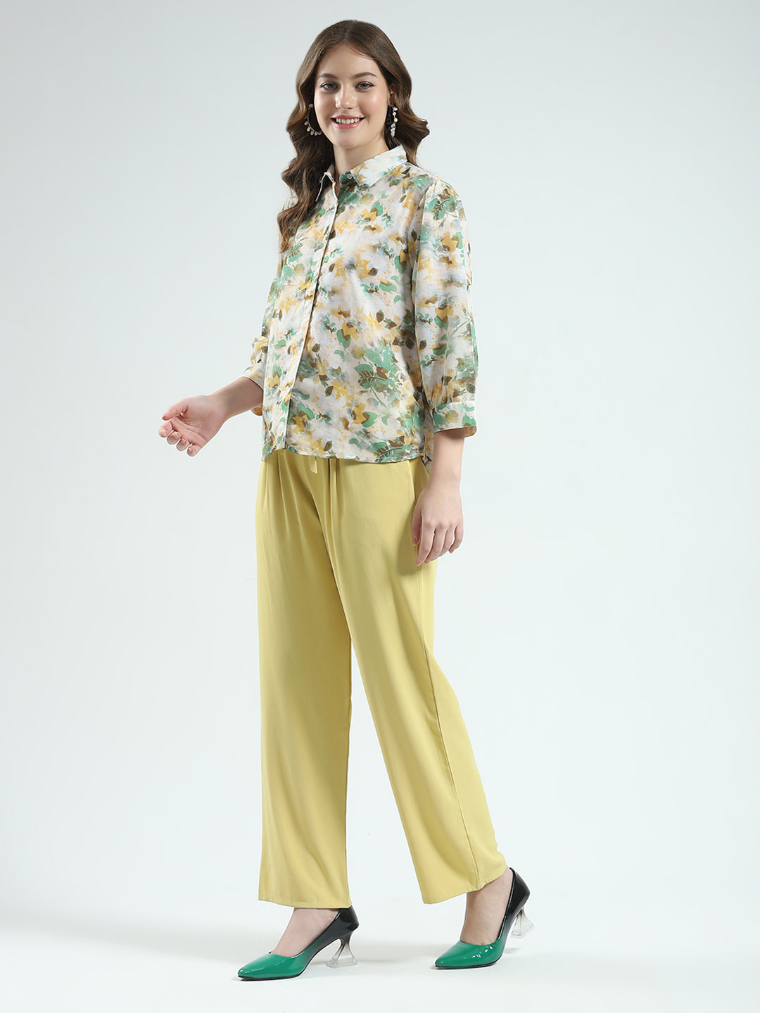 Women Green Printed Collar 3/4th Sleeve Cords Set