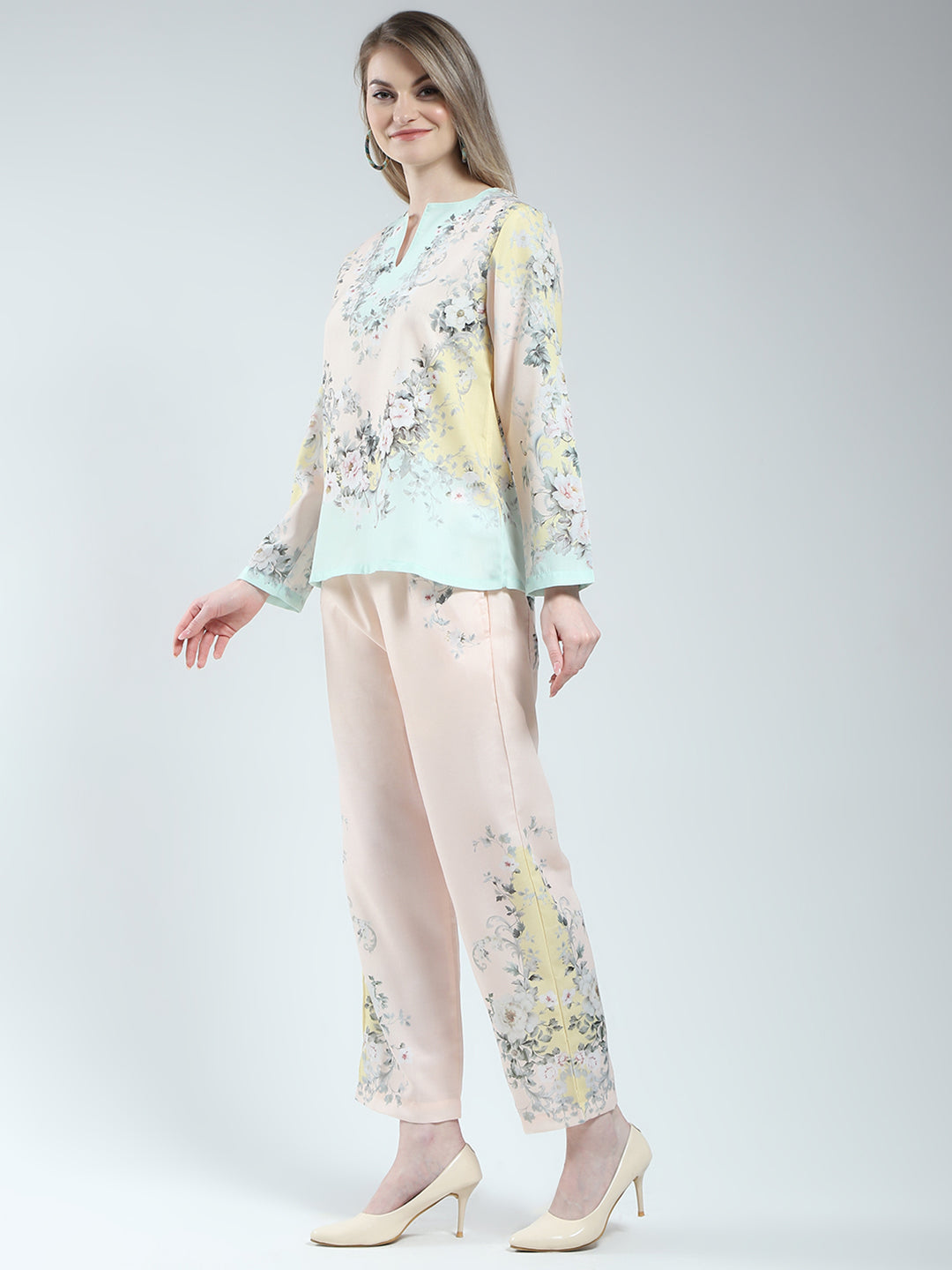 Women Beige Printed Round Neck Full Sleeve Cords Set