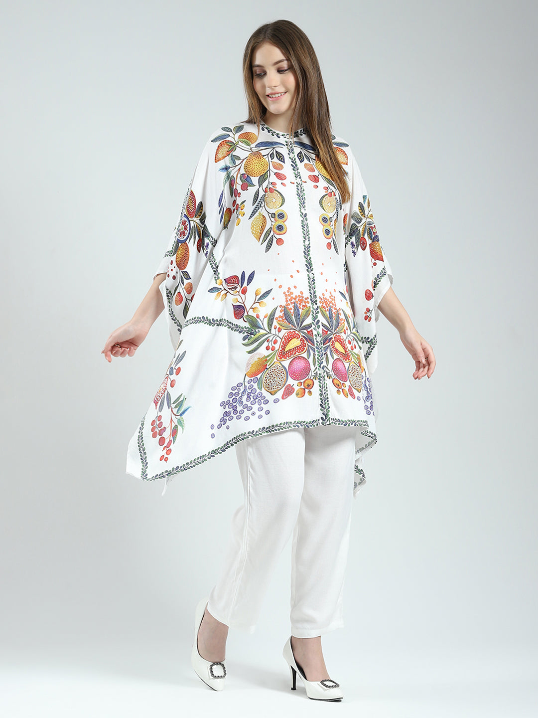 Women White Printed Round Neck Half Sleeve Cords Set