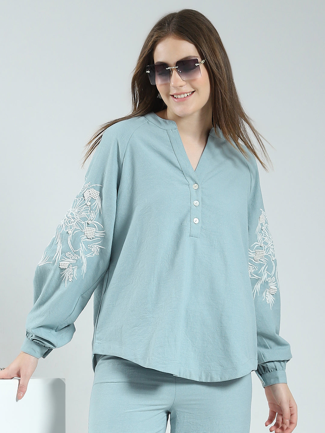 Women Green Self Design Band Neck Full Sleeve Cords Set