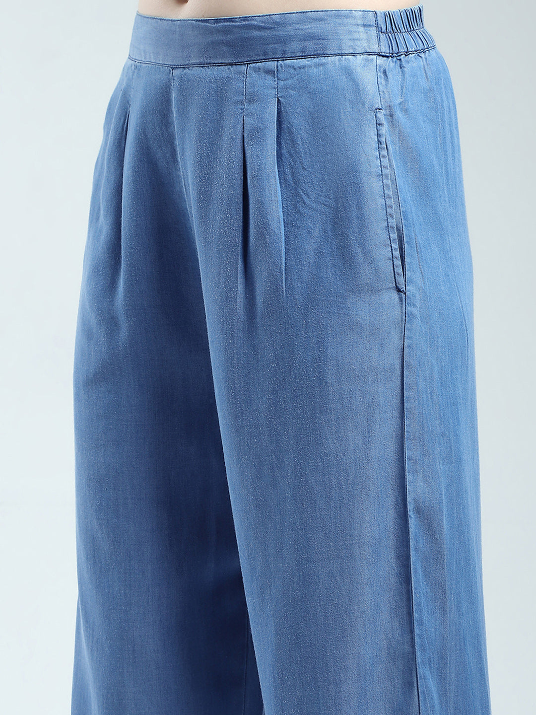 Women Blue Solid Round Neck 3/4th Sleeve Cords Set