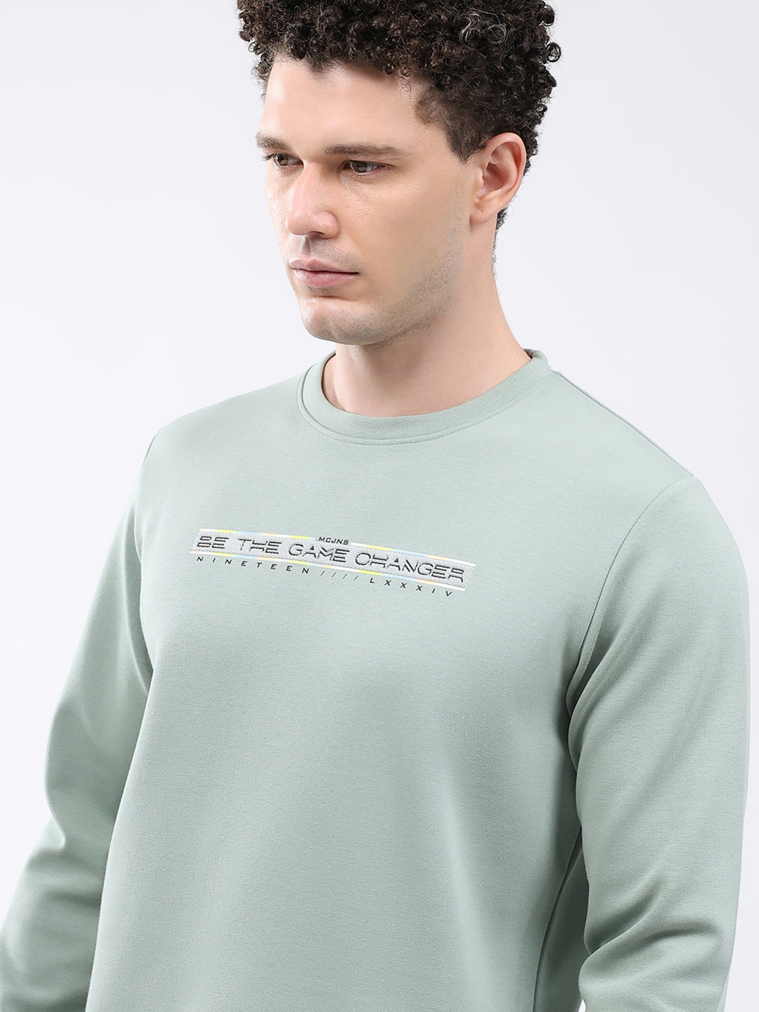 Men Green Solid Round Neck Full Sleeve Sweatshirt