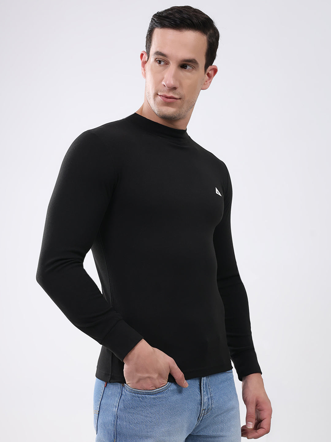 Men Black Solid Round Neck Full Sleeve Winter T-Shirt