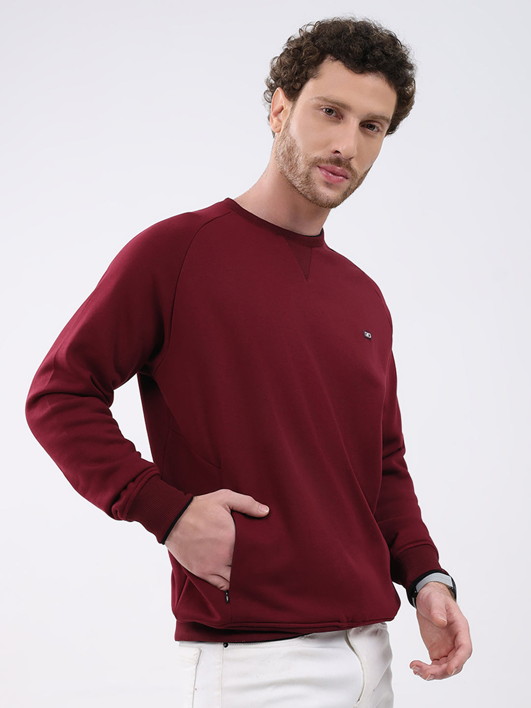 Men Maroon Solid Round Neck Full Sleeve Sweatshirt