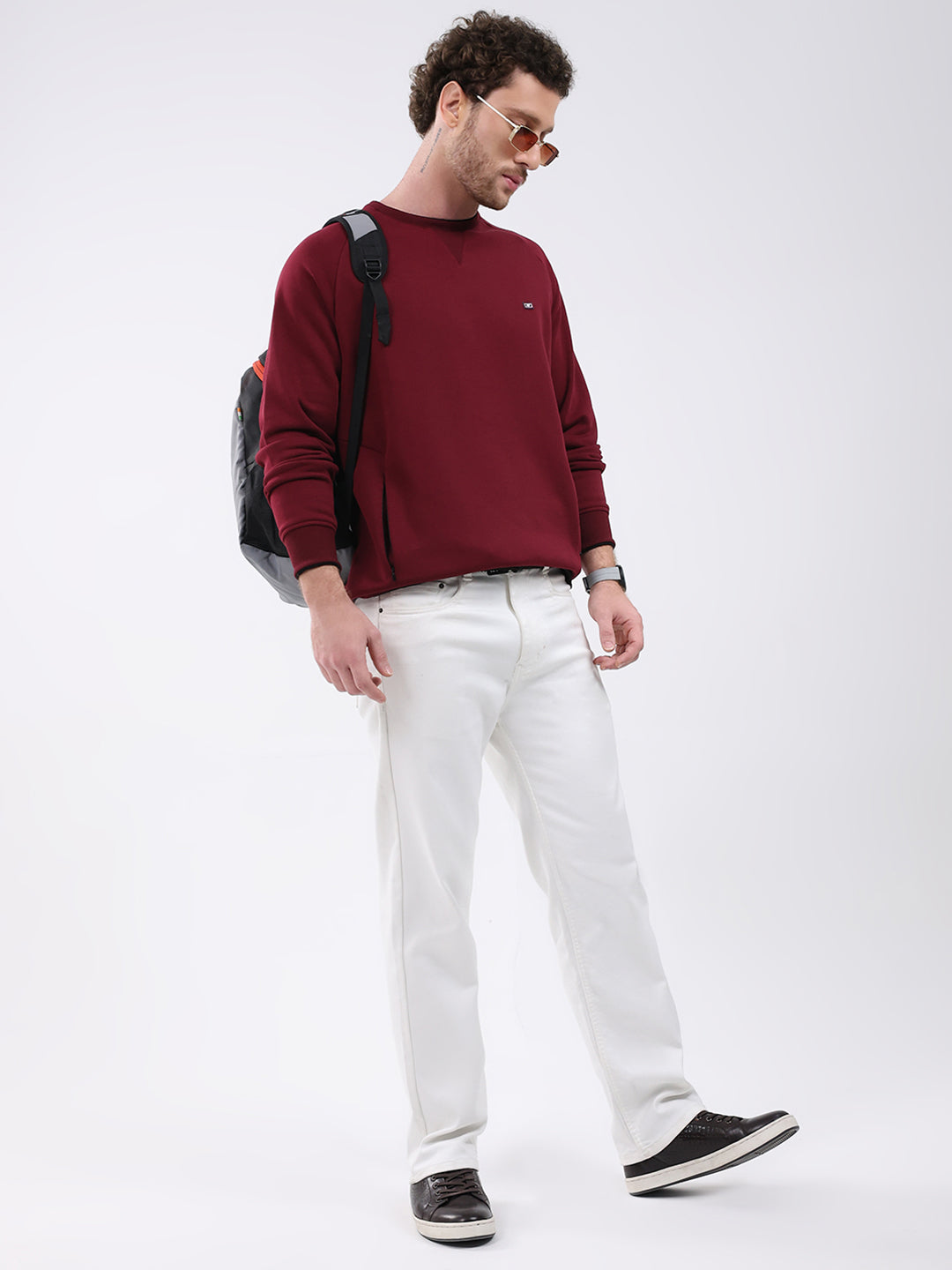 Men Maroon Solid Round Neck Full Sleeve Sweatshirt