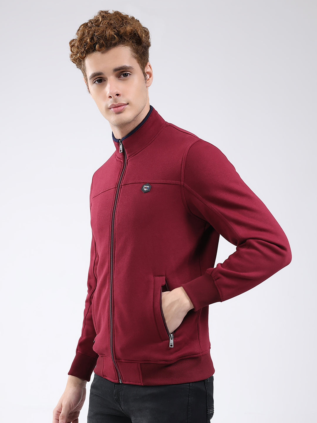 Men Maroon Solid Mock Neck Full Sleeve Sweatshirt
